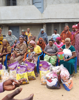 Distribution de vivres et de non-vivres à Abobo Bois Sec – 07 mars 2026