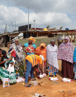 Mois d’Amour et de Partage : BEI aux côtés de 120 enfants à Abobo Kennedy